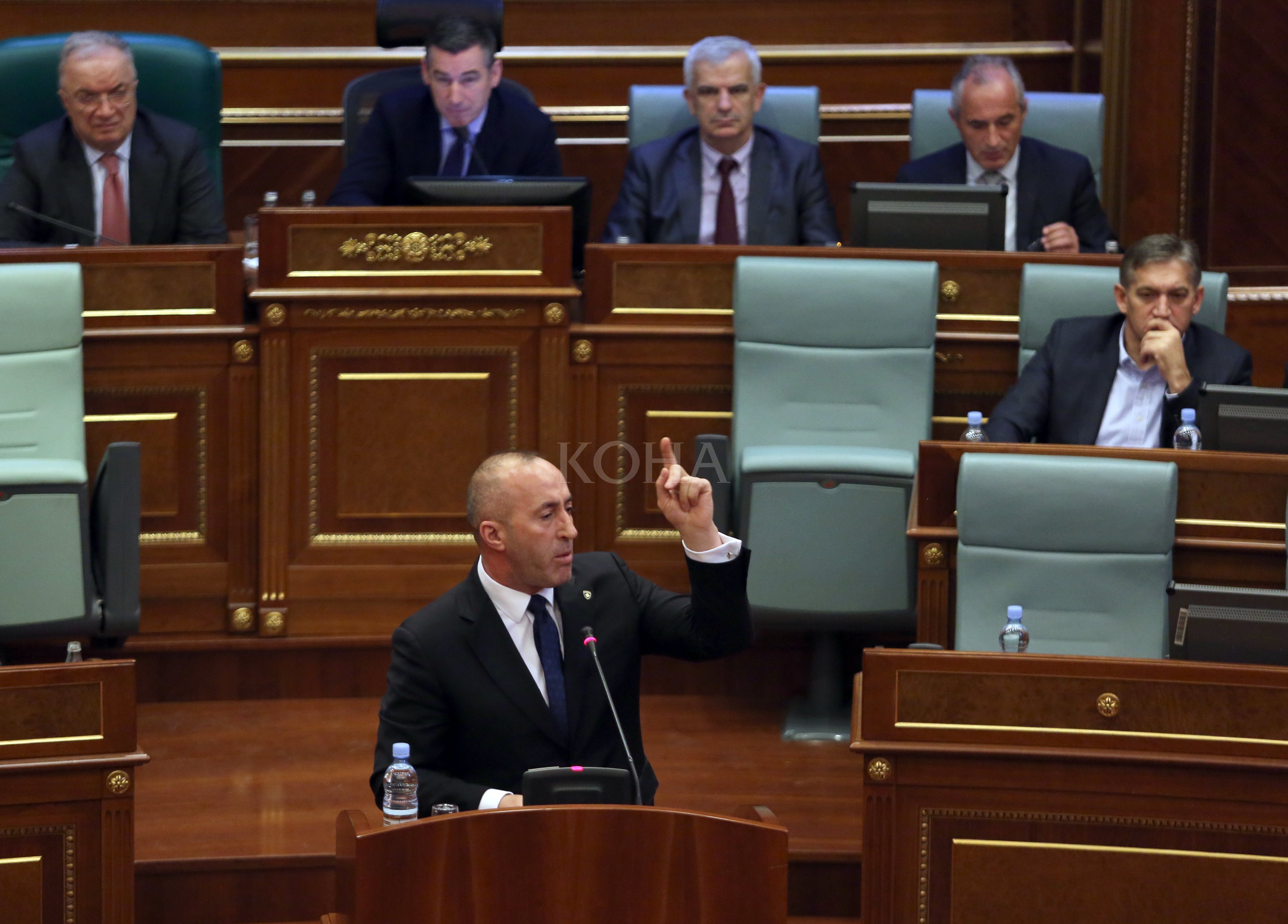 Haradinaj paralajmëron për të martën seancën për demarkacionin