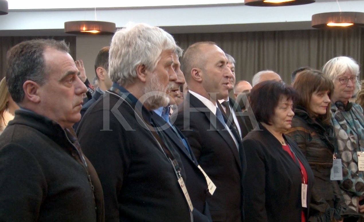 Haradinaj u premton mësimdhënësve të viteve ‘90 njohje të statusit