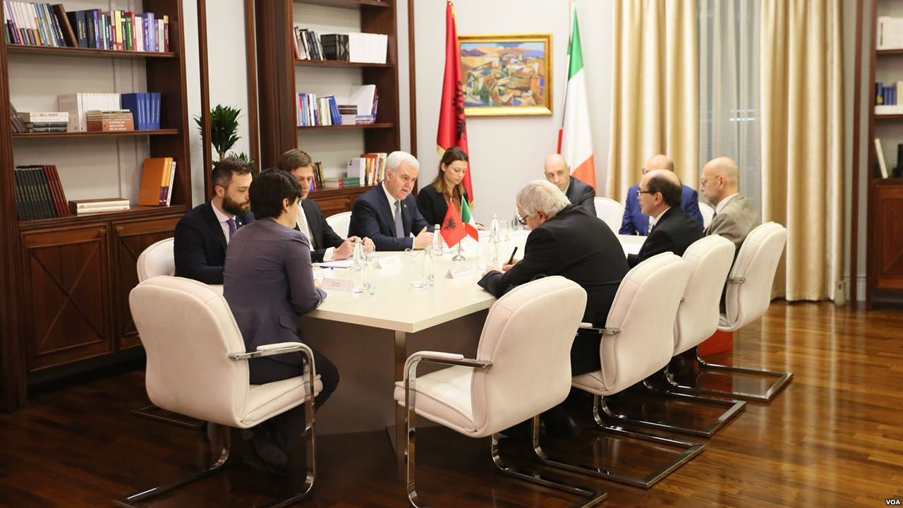 Organizata kriminale shqiptare dhe aleanca me mafien italiane