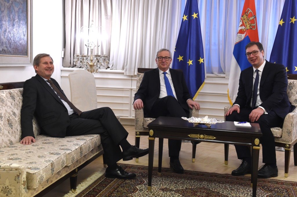 Juncker: Serbia duhet ta zgjidhë mosmarrëveshjen me Kosovën para se të hyjë në BE