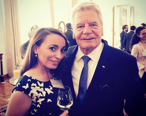 Zana Ramadani akuzon ish-presidentin gjerman Gauck për sjellje seksiste ndaj saj