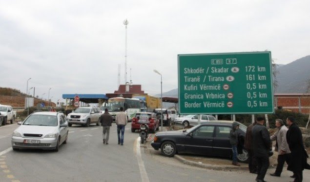 Prodhuesit e Kosovës ankohen se Shqipëria sërish po u vë barriera në eksport