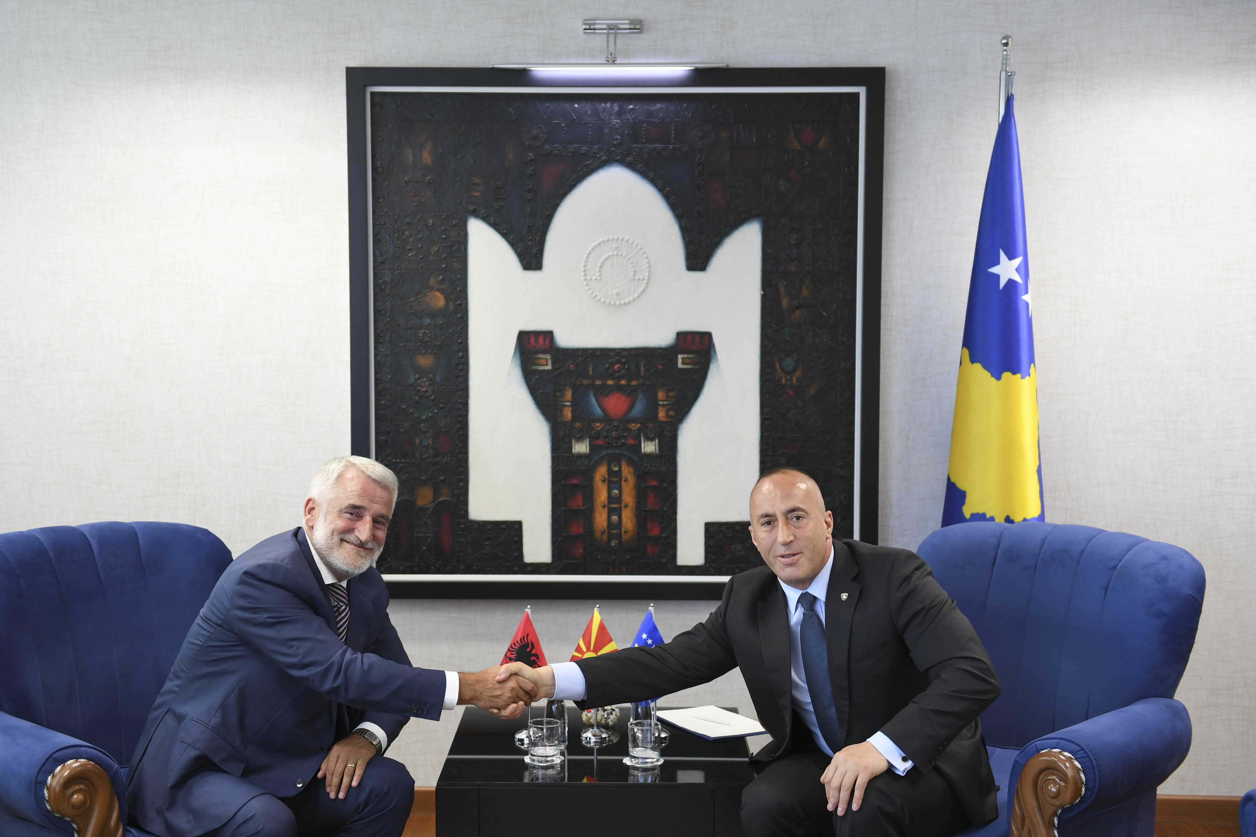 “Kosova dhe Maqedonia, shembull se si dy shtete fqinje tregojnë marrëdhënie të mira”