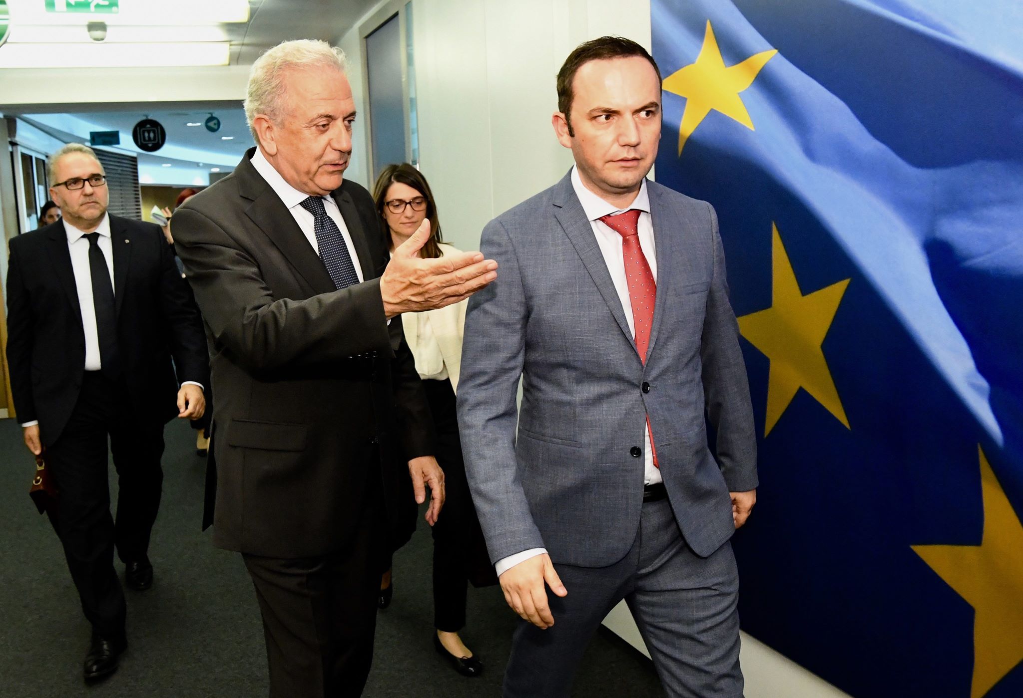 Osmani: Shumë afër zgjidhjes së emrit për Maqedoninë
