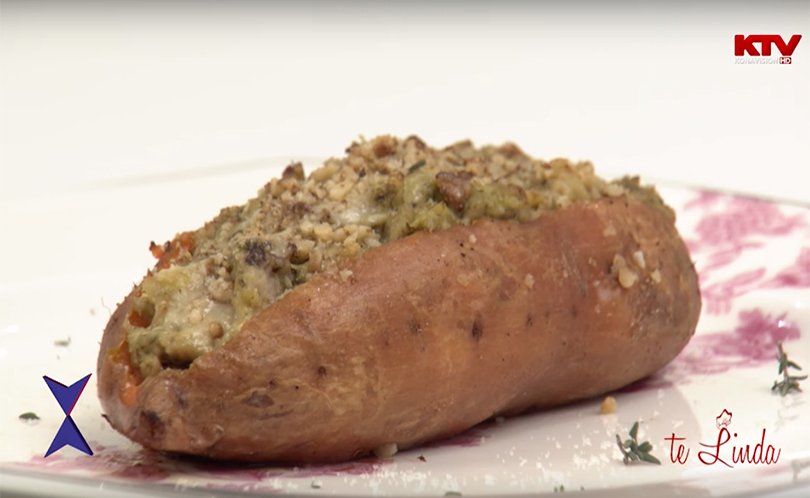 Patate të ëmbla të mbushura me pulë dhe pesto gjenoveze