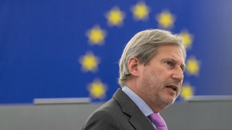 Hahn apel Kosovës e Serbisë: Pa zgjidhje të problemeve s’ka anëtarësim në BE