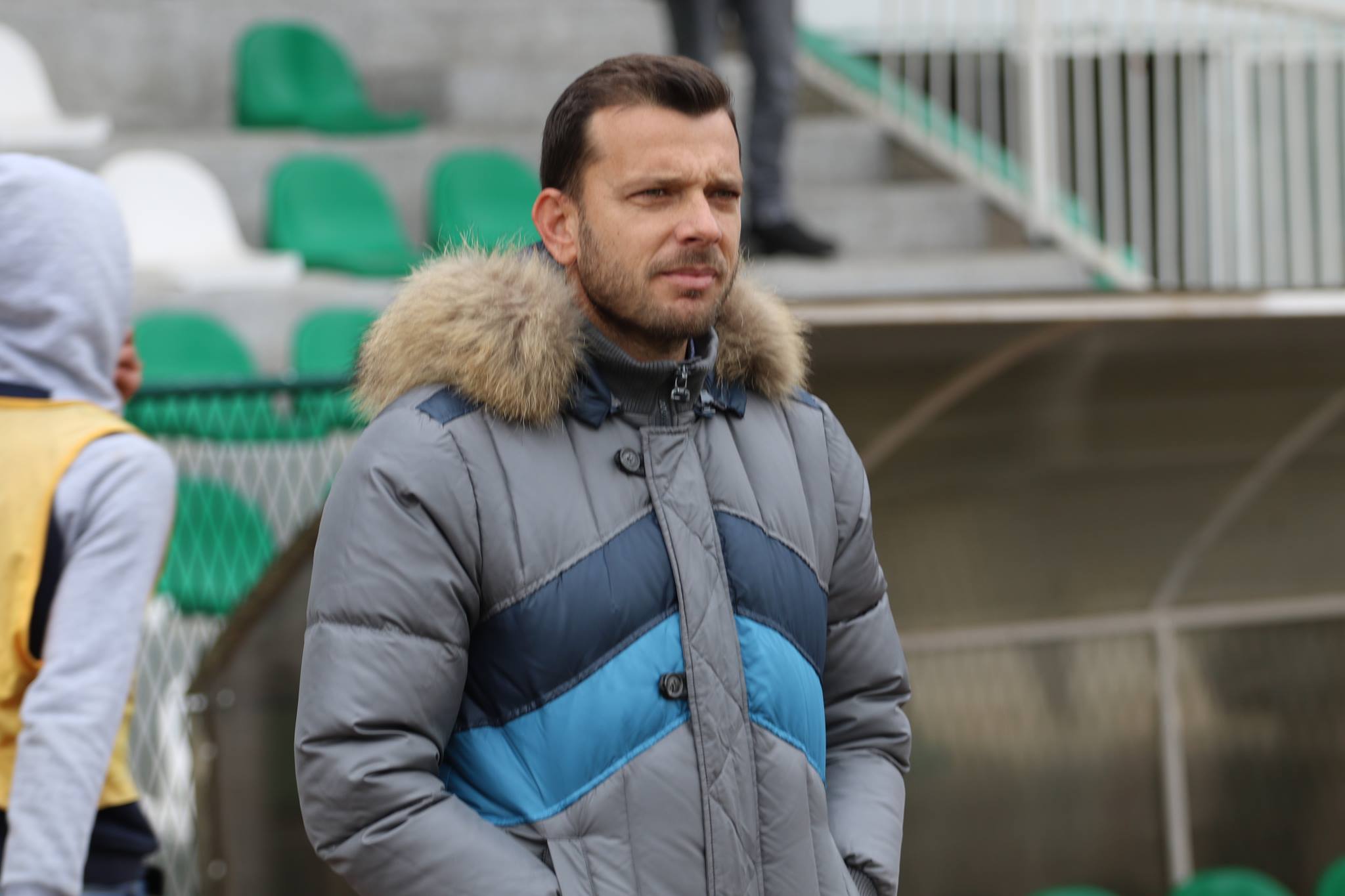 Kalohen mosmarrëveshjet, Shkëmbi mbetet te Liria