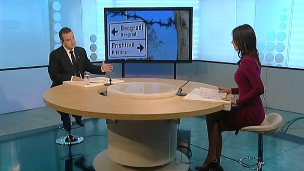 Daçiq thotë se bashkësia ndërkombëtare dhe shqiptarët po e rrejnë Vuçiqin