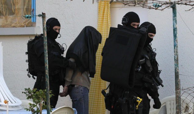 Në Francë arrestohen pesë persona, i ndihmonin terroristët