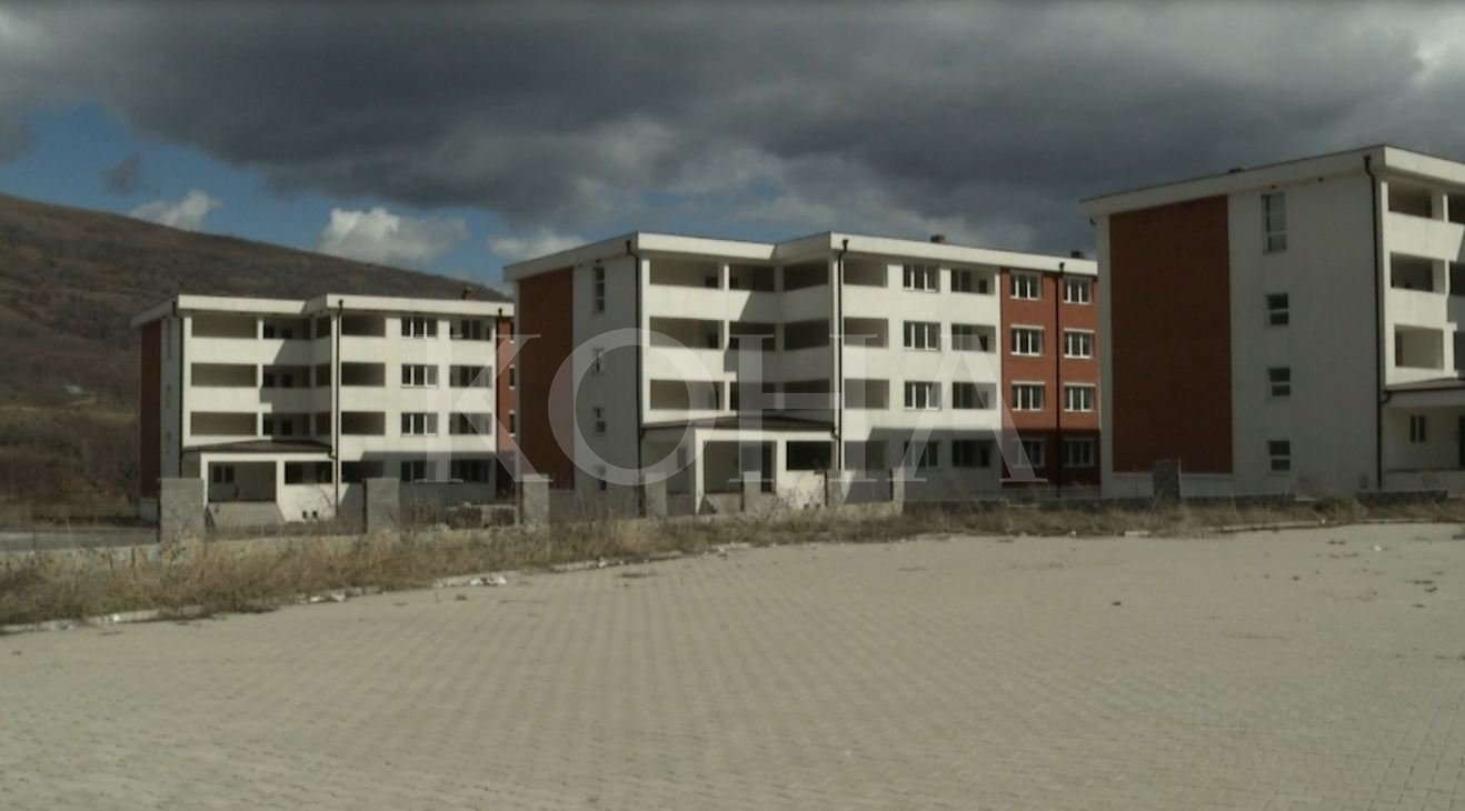 Miliona të shpenzuar kot në projekte për kthim të serbëve të zhvendosur