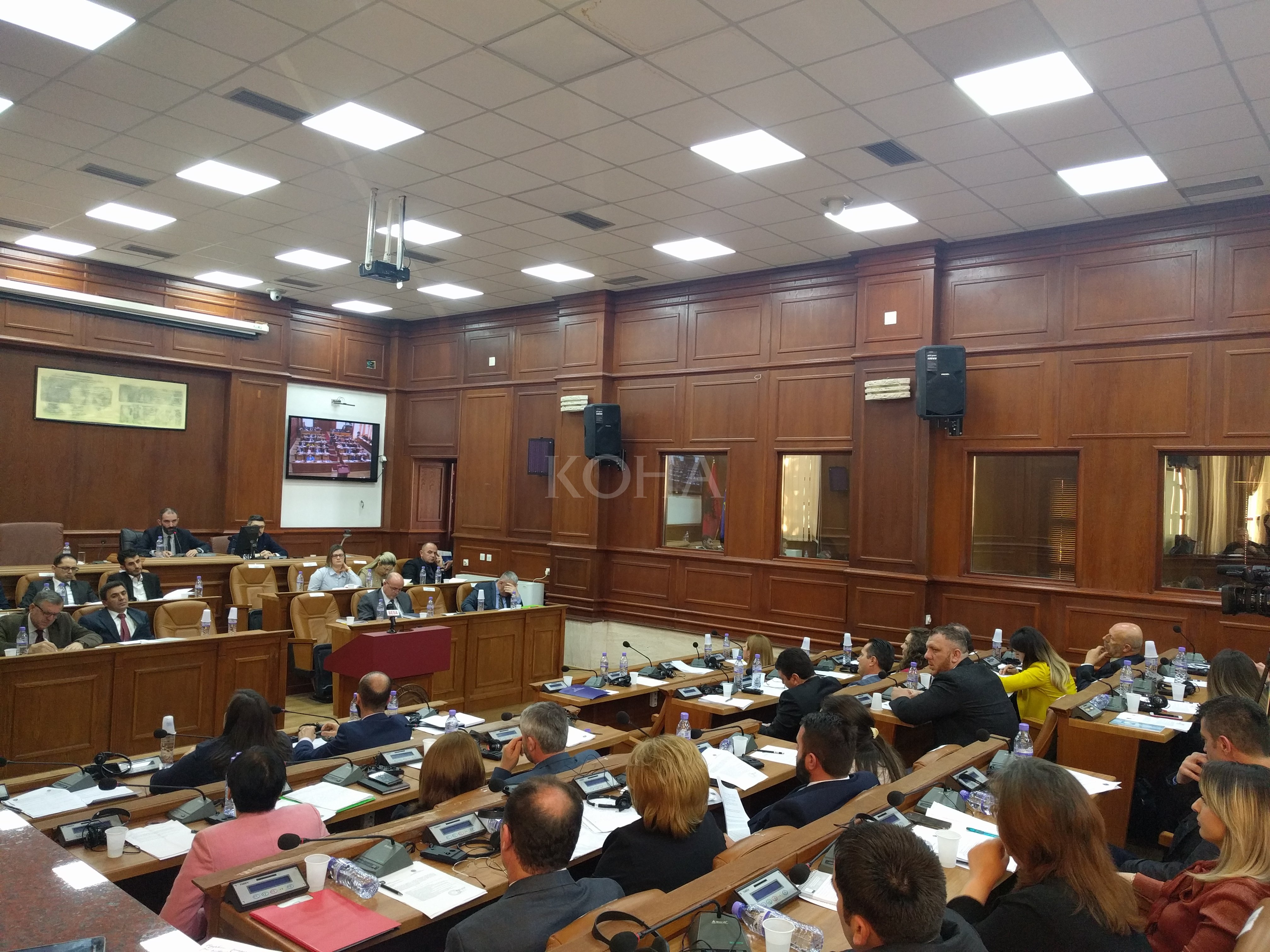 Pozita kërkon kompromis nga opozita për barazinë gjinore