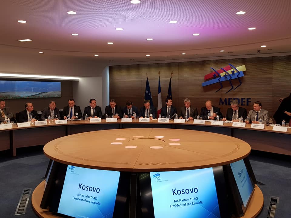 Thaçi fton kompanitë franceze të investojnë në Kosovë