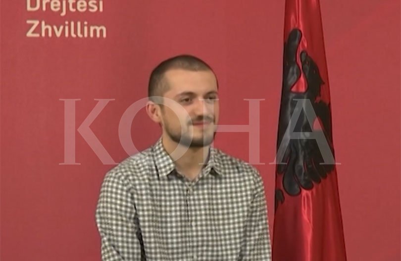 Asamblisti i VV-së merr përgjegjësinë për largimin e flamujve nga sheshi “Zahir Pajaziti”