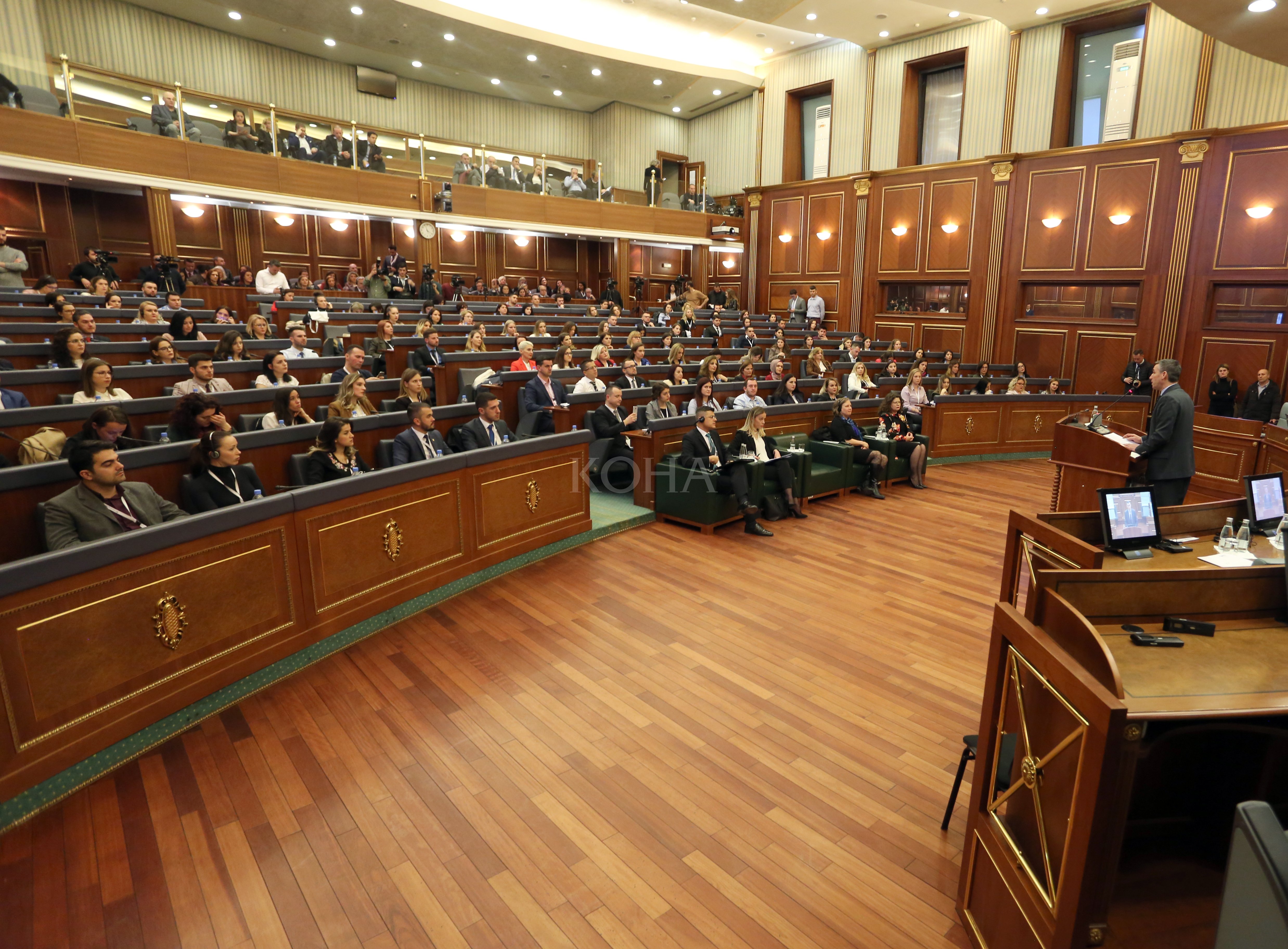 SHBA, e pakënaqur me përfaqësimin e gruas në politikën kosovare
