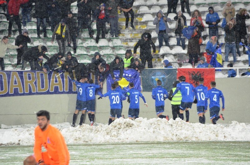 Përzgjedhësi dhe disa futbollistë deklarohen pas fitores ndaj Azerbajxhanit