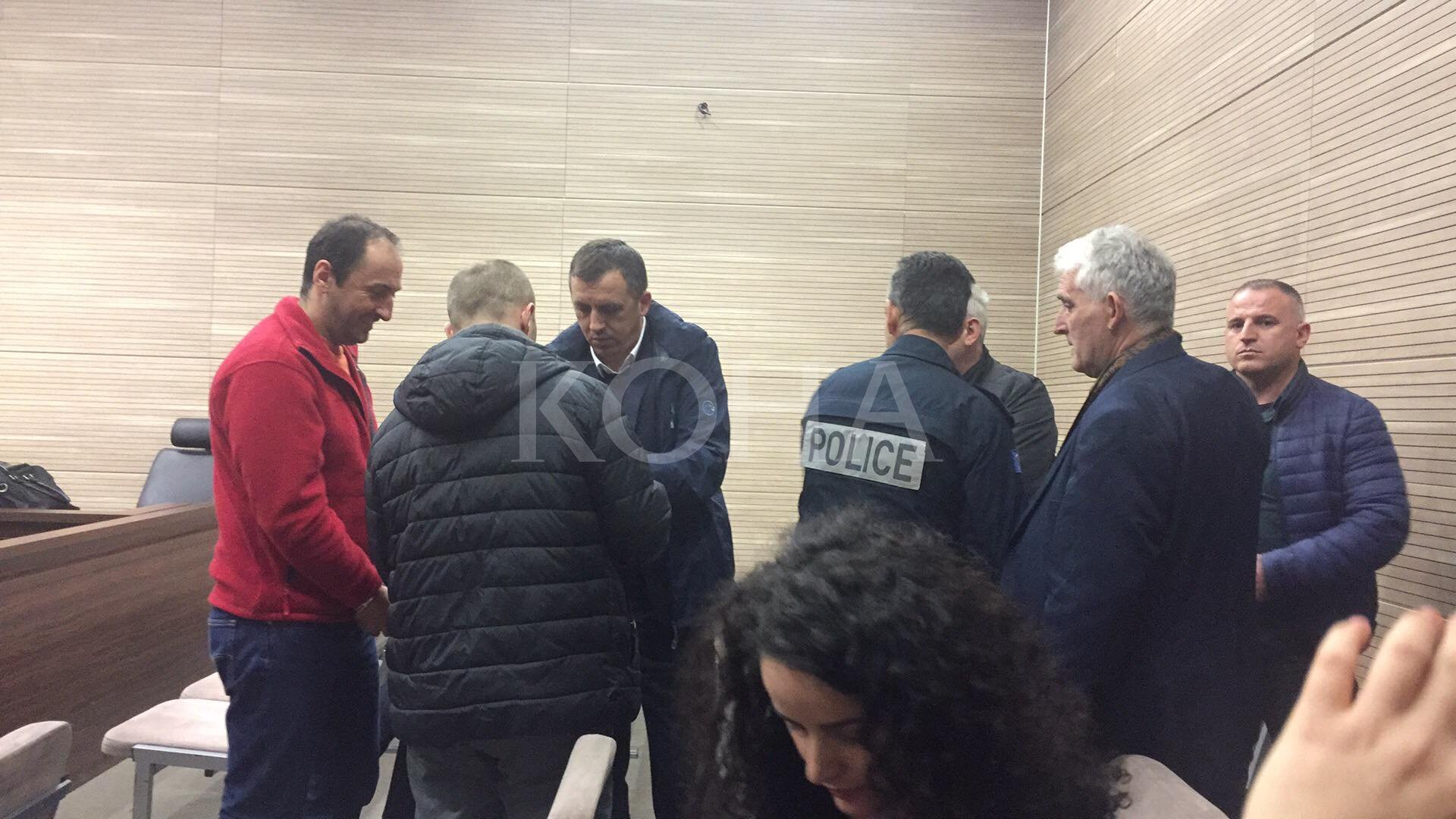 Fillon seanca ndaj deputetëve të VV-së për gazin në Kuvend