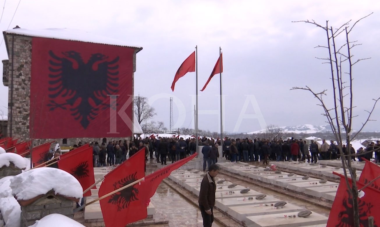 Liderët vizituan Gllogjanin për 20-vjetorin e Epopesë së Dukagjinit