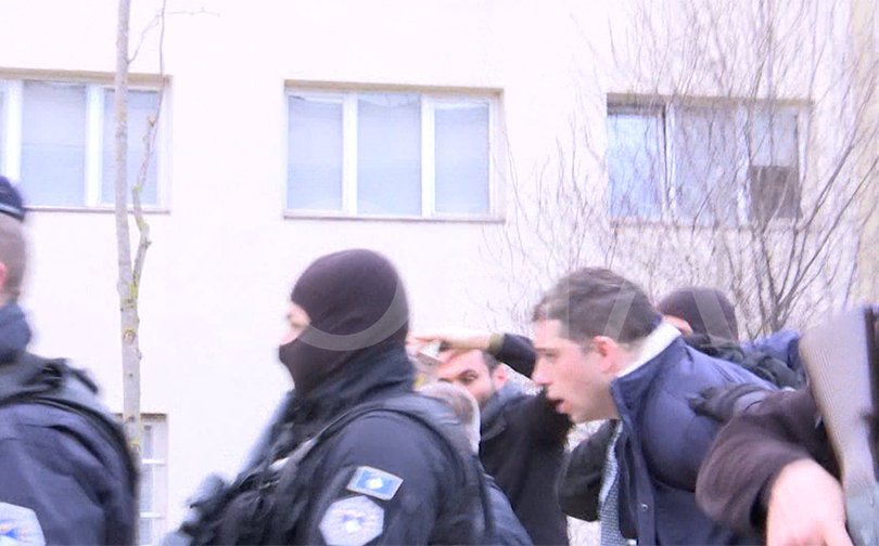 Reagon Rusia: Qëllimi i ngjarjeve në Mitrovicë, frikësimi i serbëve në Kosovë