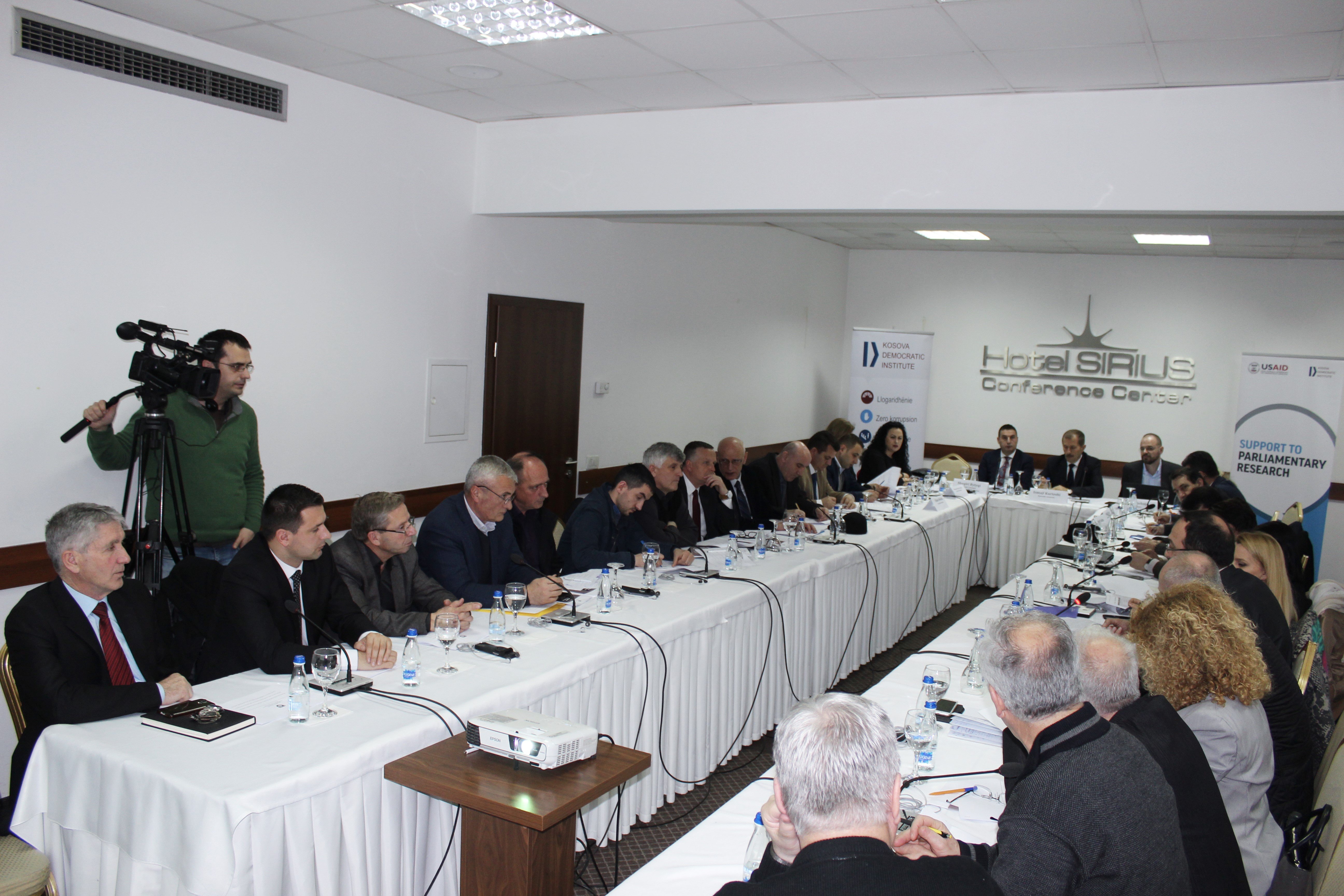 “Strategjia shtetërore” në ndihmë Komisionit për shënjimin e kufirit të vendit