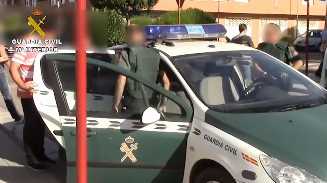 Goditet rrjeti i emigracionit klandestin, shqiptarë mes të arrestuarve