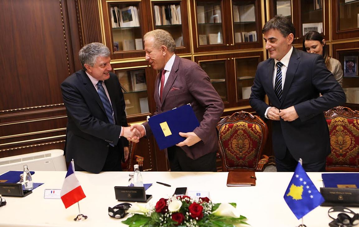 Pacolli: Për Kosovën, Franca mbetet partner i fuqishëm në mbrojtjen e demokracisë