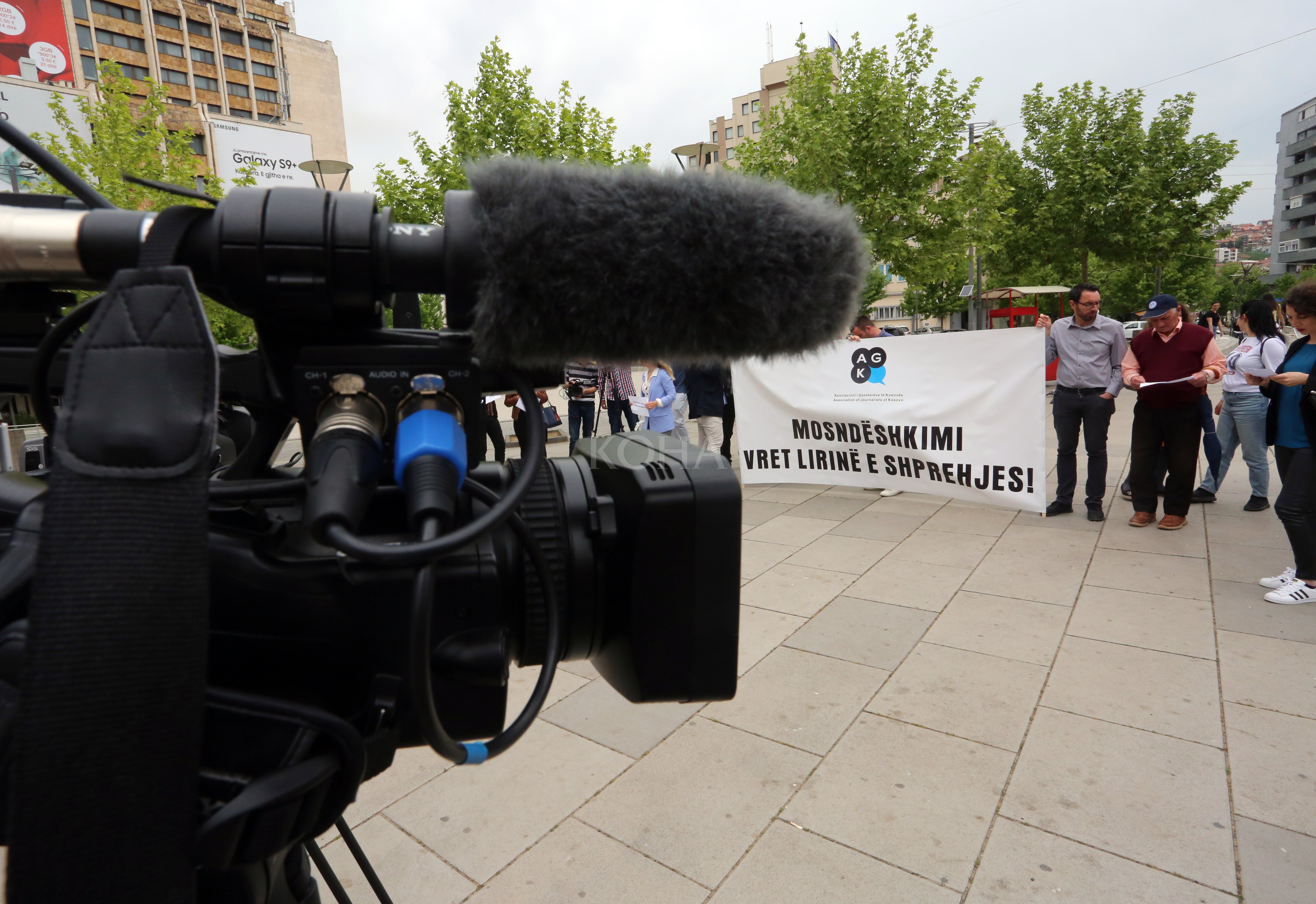 Përmbledhje për protestat e gazetarëve në Ditën e Lirisë së Shtypit