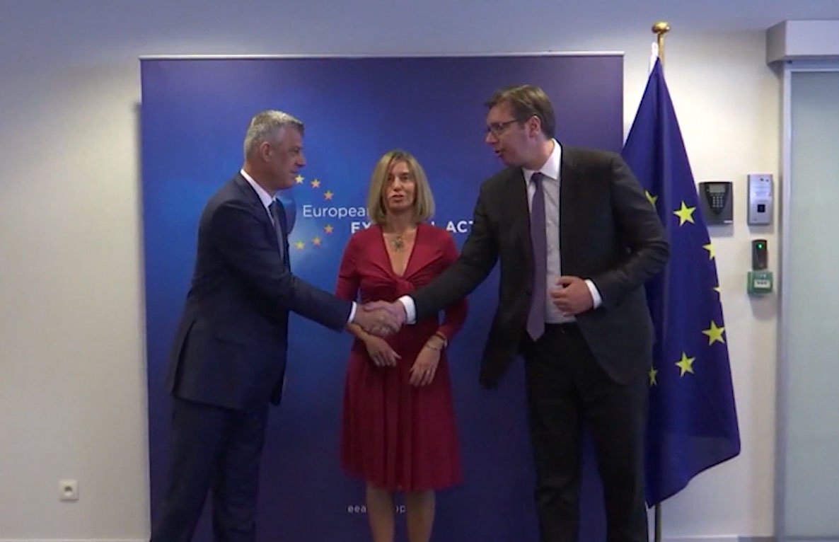 Opozita e sheh si të rrezikshëm opsionin që caktimi i kufijve me Serbinë të jetë pjesë e dialogut