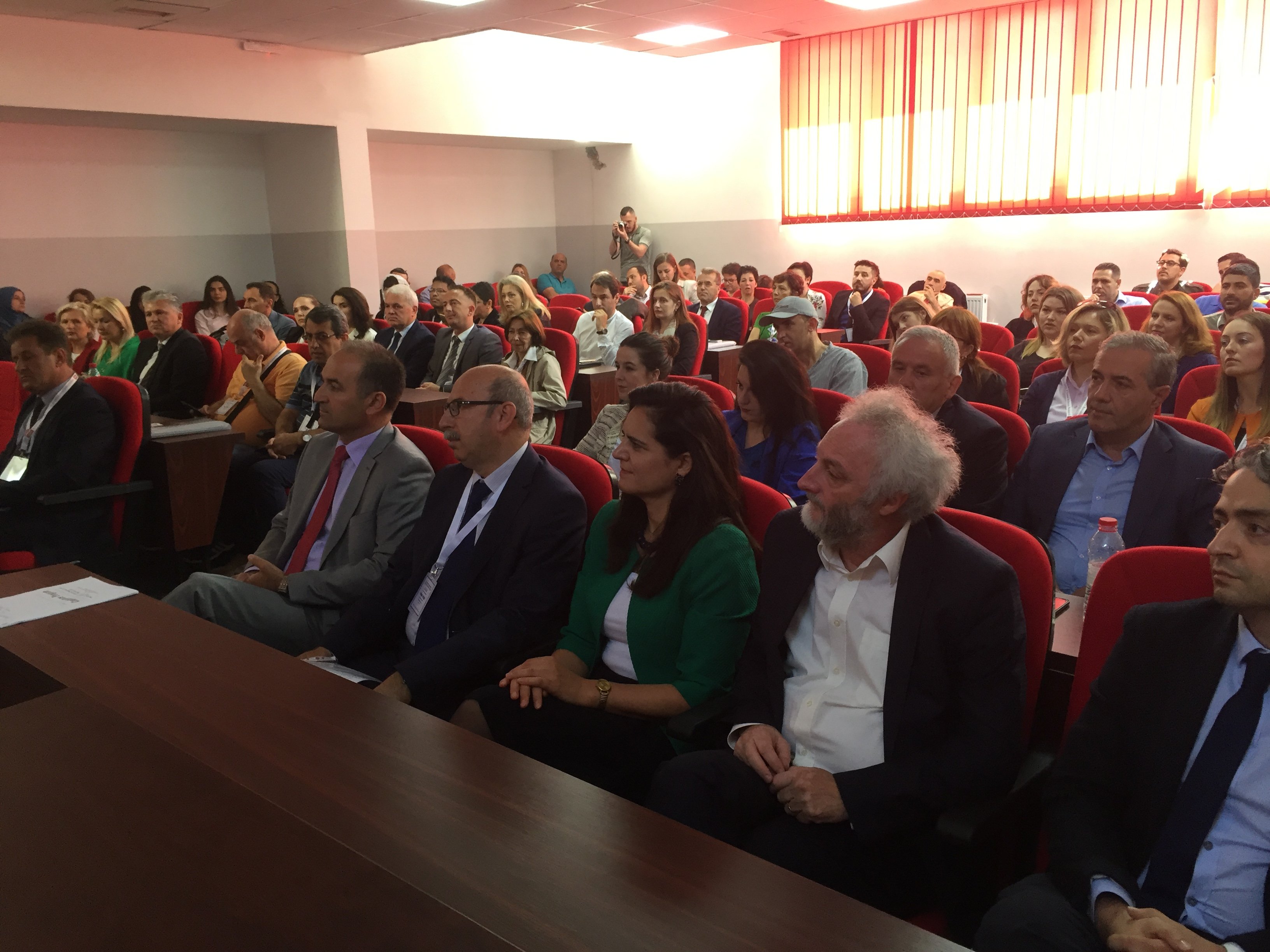 Konferencë shkencore në Universitetin “Ukshin Hoti”,  200 studiues nga 12 universitete