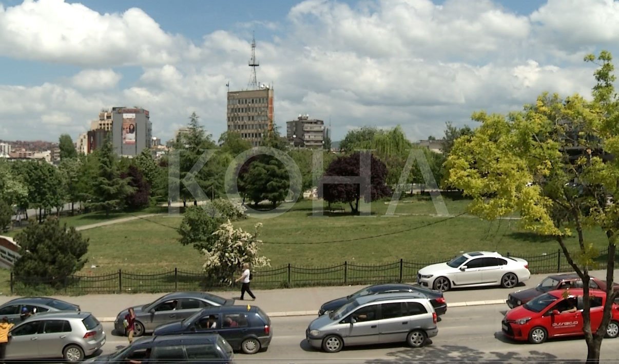 Komuna synon që punimet për 500 vendparkime e Park Qendror të kryhen më 2020, punët nisin në shtator