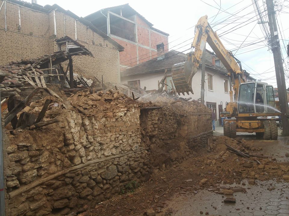 EC Ma Ndryshe thotë se Komuna rrënoi objekte të vjetra pa pëlqim të institucioneve të trashëgimisë kulturore