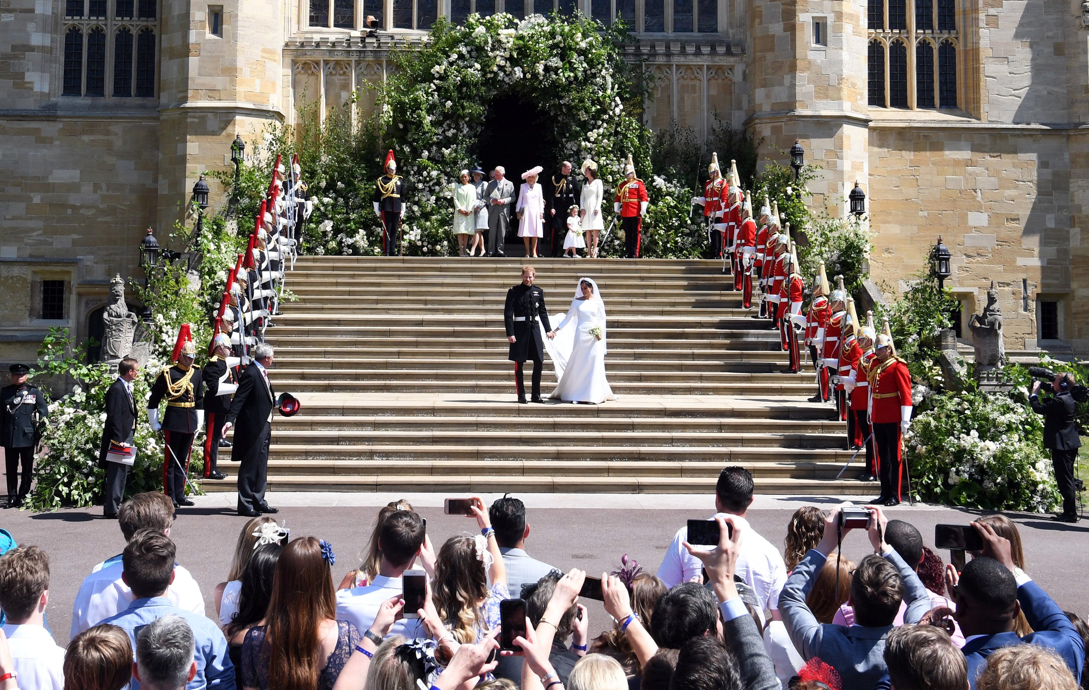 Ceremoni madhështore për Princin Harry dhe Meghan Marklen