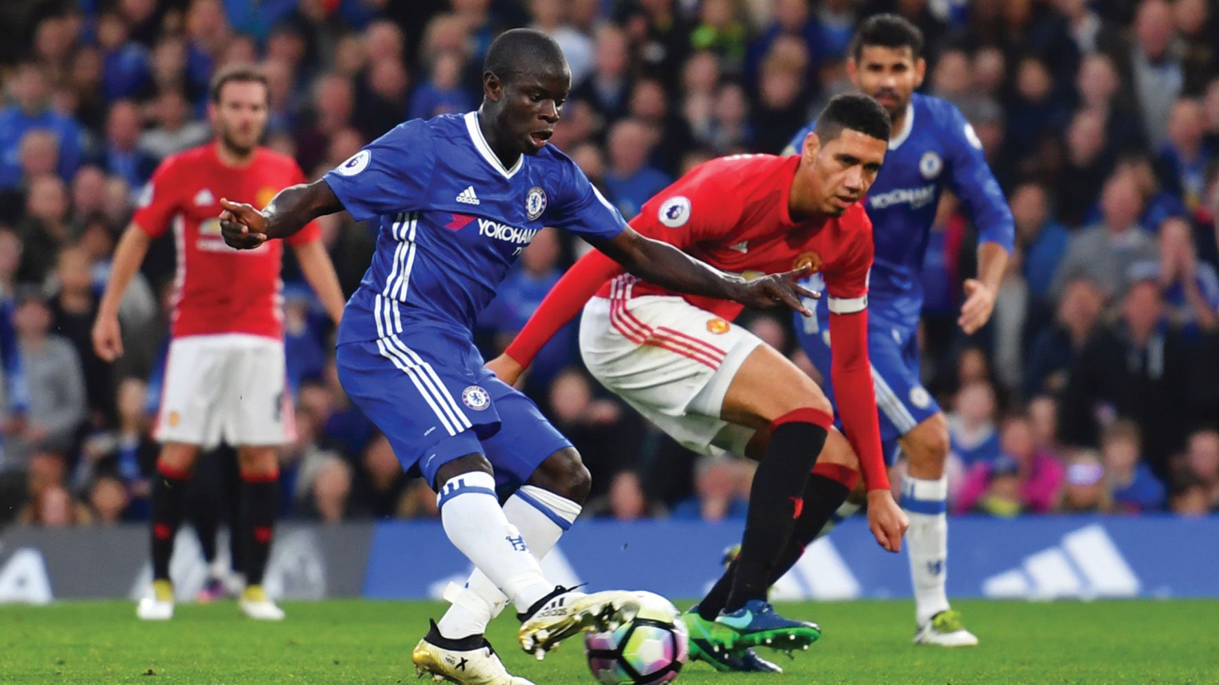 Manchesteri e Chelsea kanë mundësi "të shpëtojnë" sezonin