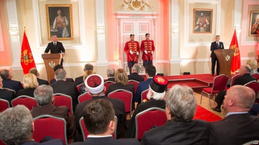 Gjukanoviq merr detyrën si president i Malit të Zi