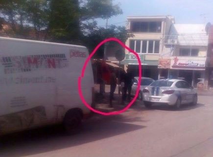 Në Tuz policia malazeze largon flamurin kombëtar shqiptar