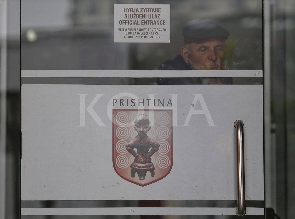 Pazaret politike ia shtojnë Prishtinës edhe tri drejtori të reja