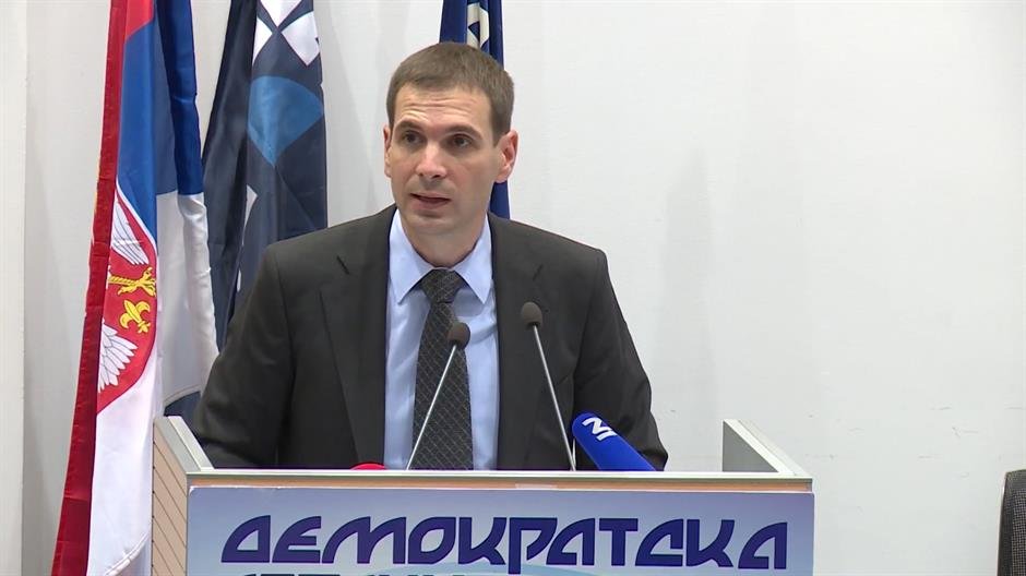Jovanoviq:  Po e dhamë pa rezistencë Kosovën, pjesën tjetër të Serbisë e marrin më lehtë