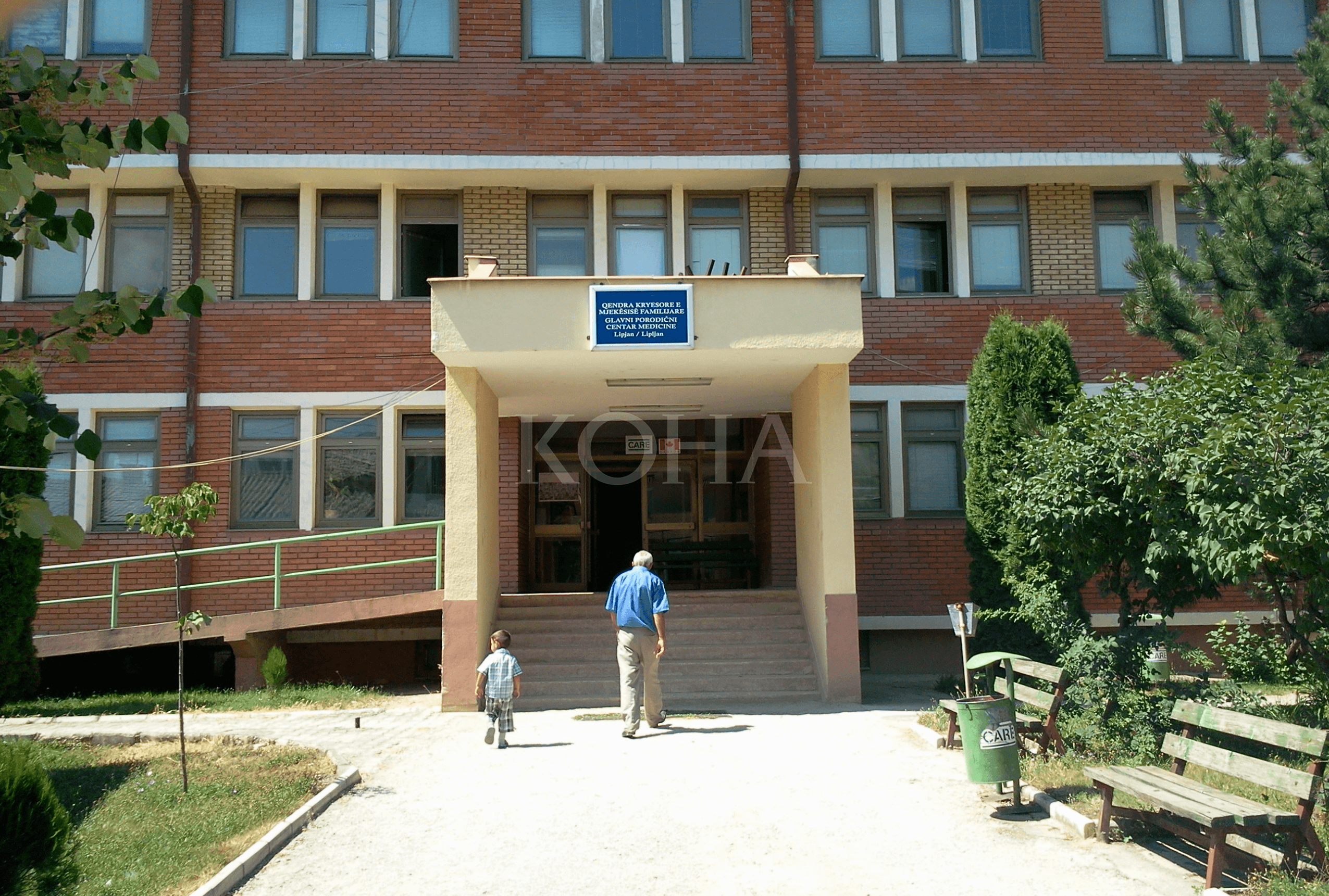 Prej pesë vjetësh, ambulancat e 3 fshatrave pa staf mjekësor